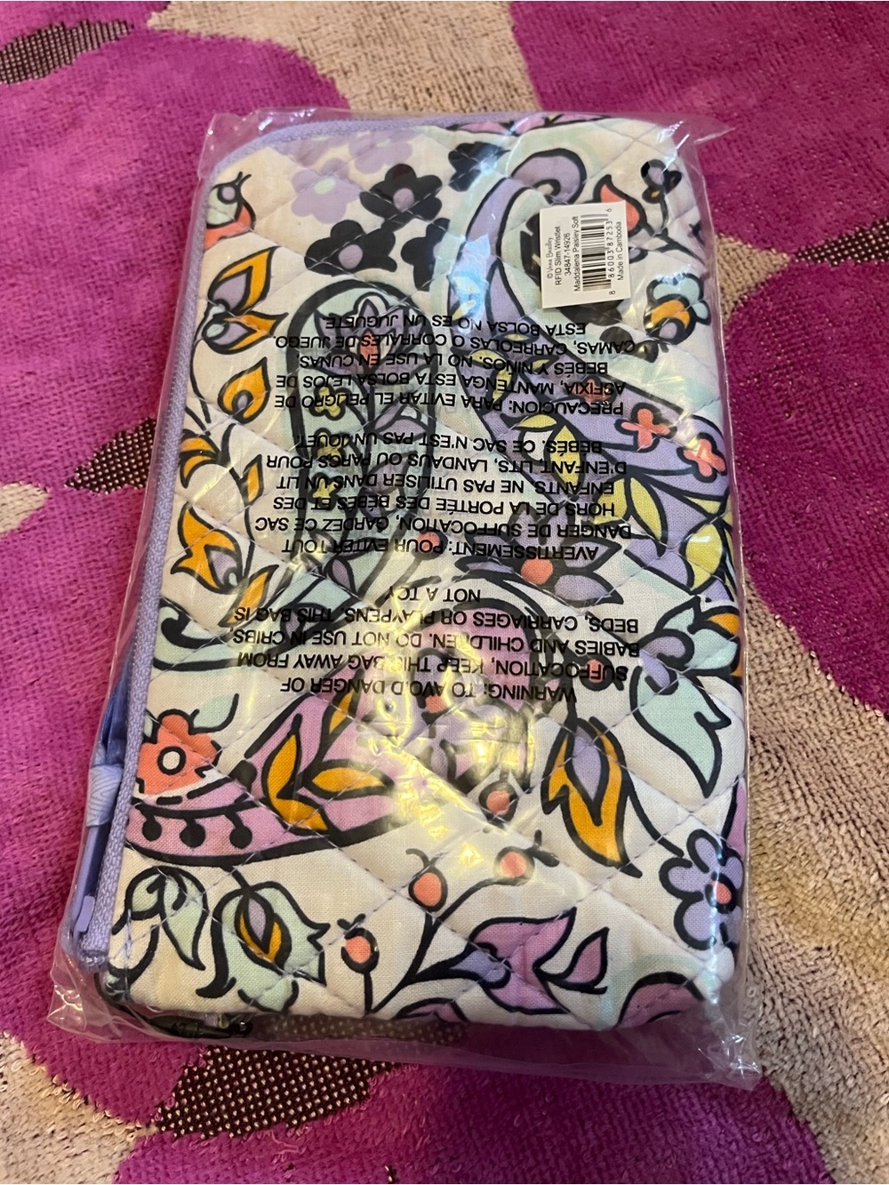 BNWT Vera Bradley Maddalena Paisley Soft Wristlet Wallet